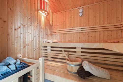 Sauna, Rapsblutenhaus in Kosel