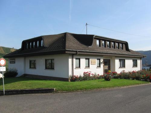 A szálláshely kívülről, FeWo Gästehaus Ebert Neukirch (FeWo Gastehaus Ebert Neukirch) in Piesport