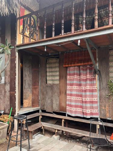 Exterior view, Cactos Bar & Homestay in District 12