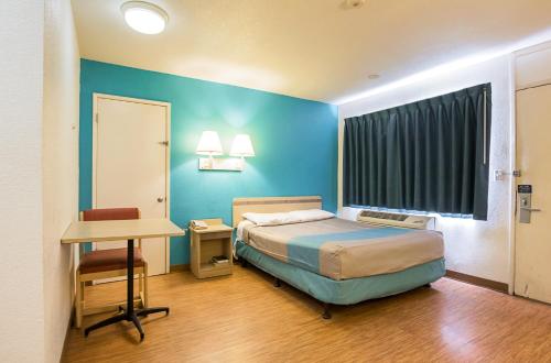 Motel 6-Rochester MN - image 7