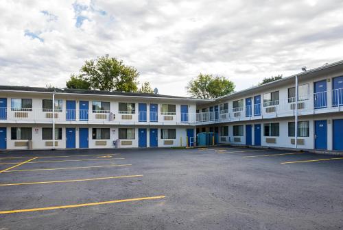 Motel 6-Rochester, MN