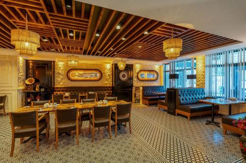 EMİRTİMES HOTEL & SPA TUZLA in توزلا