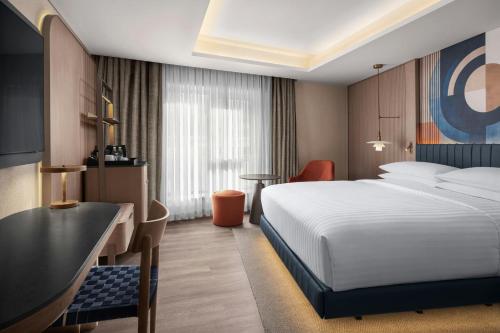Delta Hotels Istanbul Karakoy Room Type - Superior, Guest Room, 1 King Bed
