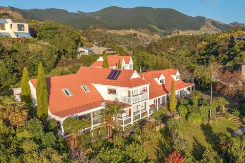 Exterior view, Cherry Villa in Paraparaumu