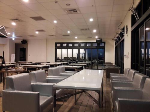 德爾芙快捷酒店