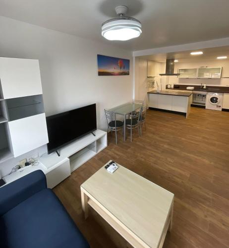 3EBA, 56m2, Aire Acond, 1 dormit, 4 huéspedes, WIFI GRATIS — other in 135 Calle Gibraltar, La Línea de la Concepción, 11300, Spain