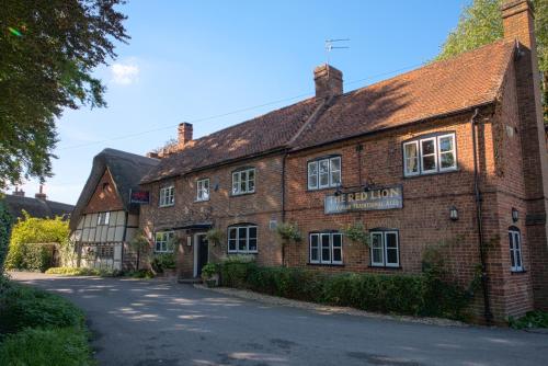 The Red Lion Pub & Kitchen