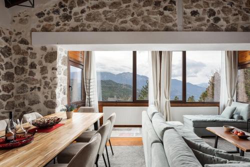 Parnassus Woodstone Chalets- N1- N2- N3 in 폴리드로소스