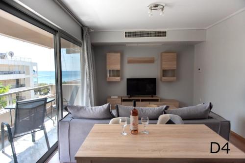 Sea view apartment in Alimos region (D4)