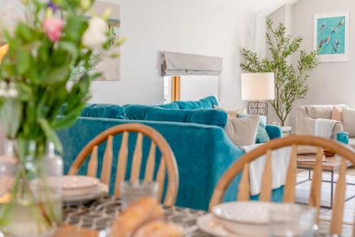 Facilities, 3 Bed in Mawgan Porth oc-p00824 in Trenance