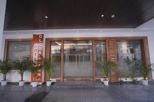 Hotel Global Inn Glod - Lucknow