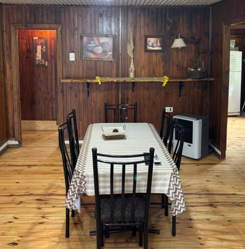 Cabaña en Manantiales (Cabana en Manantiales) in El Salto (Mendoza)