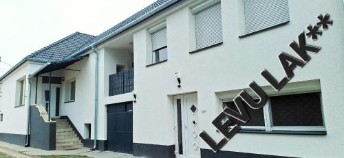Levu Lak in Kapuvár