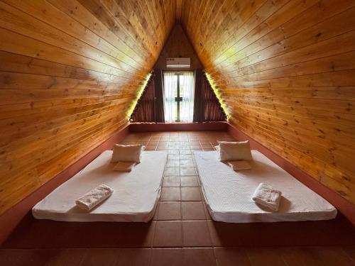 Ahas Pokuna Holiday Resort in Galketigama