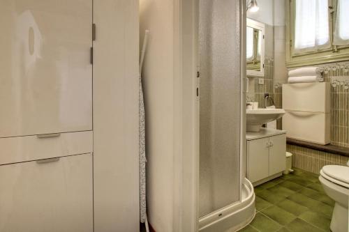 Piazza Goldoni Studio Apartment - image 8