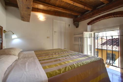 Piazza Goldoni Studio Apartment - image 4