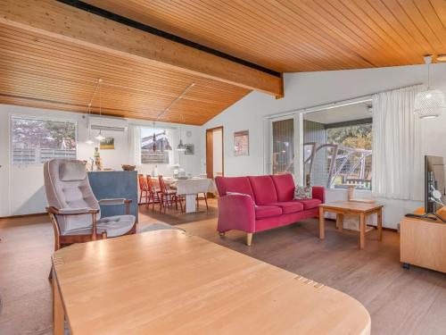 Holiday Home Odstanus - 575m from the sea by Interhome in Vaeggerlose