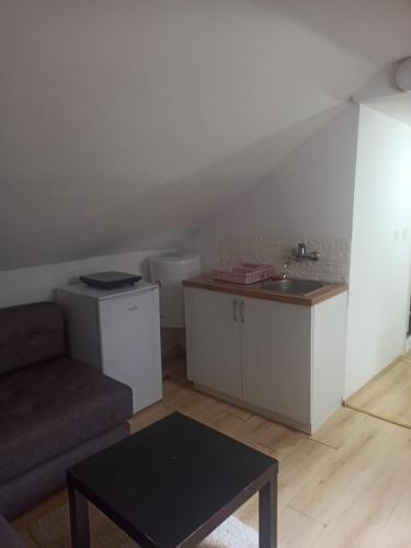 Apartmani Jelena 6