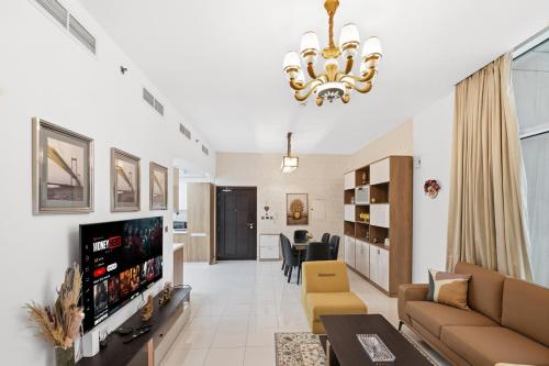 Modern 2BDR Stay-Near Metro-Al Furjan - image 5