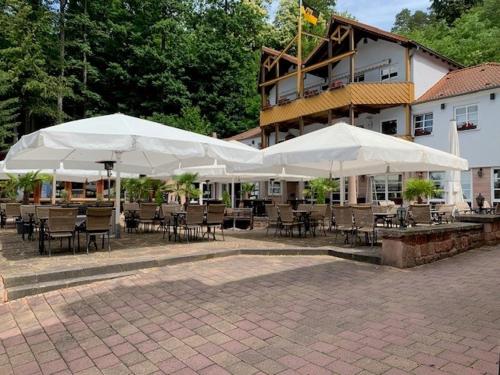 陽台/露台, 蘭施圖爾斯湖洛斯酒店 (Schlosshotel Landstuhl) in 蘭茨圖爾