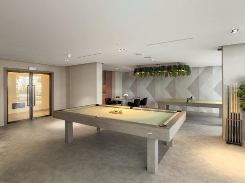 VayK - Refined Studio in Dubai Hills with Pool View - image 6