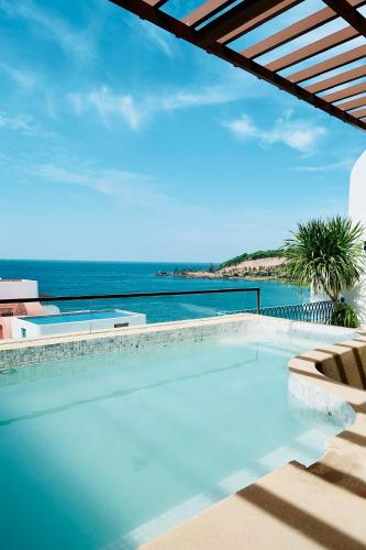 APOM Boutique Hotel - free cable car & sunworld water park – khách sạn tại Hòn Thơm
