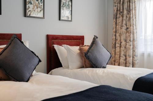 Twin room, signature, with views