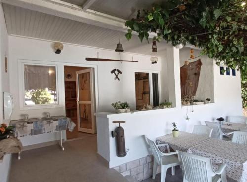 Intrare, Guest House Green Corner Supetarska Draga - Studio Apartment with Terrace And Sea View in Rab