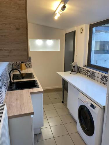 Colocation à Roubaix avec terrasse (Colocation a Roubaix avec terrasse) in 魯貝
