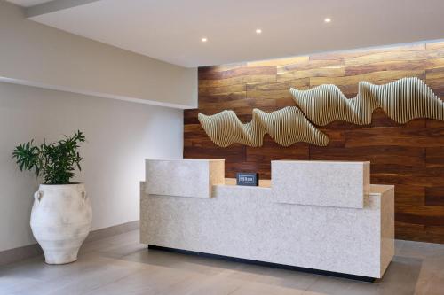 Előcsarnok, Sirata St. Pete Beach Resort, Tapestry Collection by Hilton in St. Pete Beach (Florida)