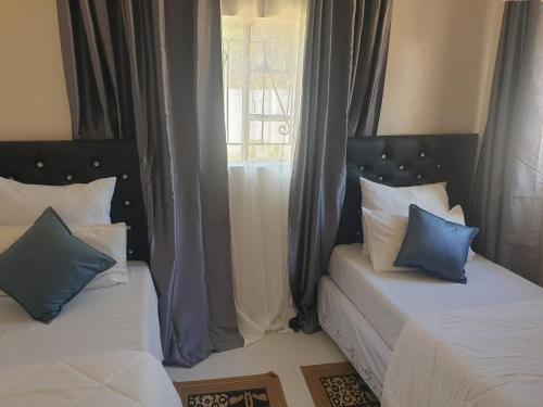 Dares Evergreen Lodge in Choma