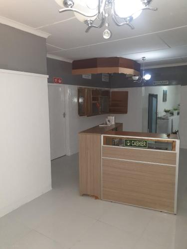 Dares Evergreen Lodge in Choma