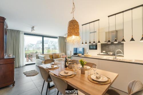 Seadmed, ParelOester - for 6 people within walking distance of the beach in Westende