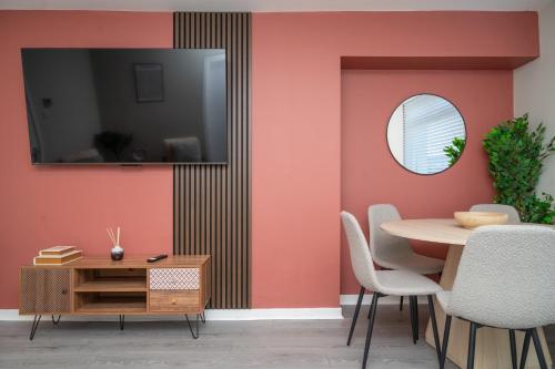 Vacant Nests Unique 4BR home The Muirhouse gîte à louer Carfin