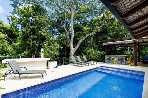 Private Pool Luxury Modern House - Free Golf Cart - Llama del Bosque - Reserva Conchal Golf Resort - image 4
