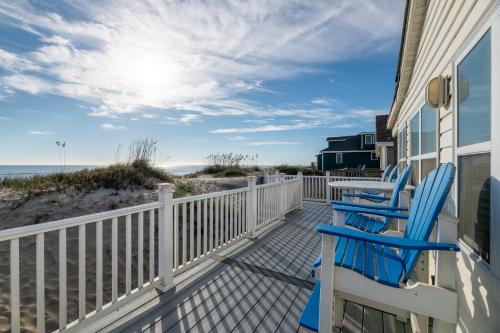 Aqua Moon - Kitty Hawk MP 3, Oceanfront, Family Friendly, Hot Tub in Kitty Hawk (NC)