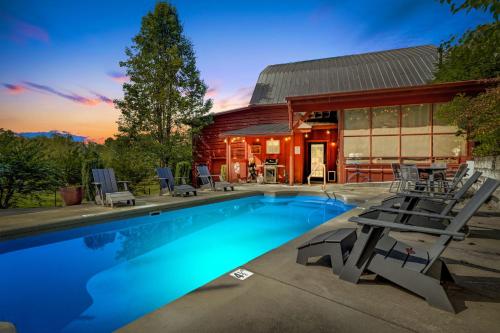 Red Barn Retreat by Carolina Mornings in Vīvervilla (NC)