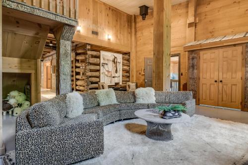 Red Barn Retreat by Carolina Mornings in Vīvervilla (NC)