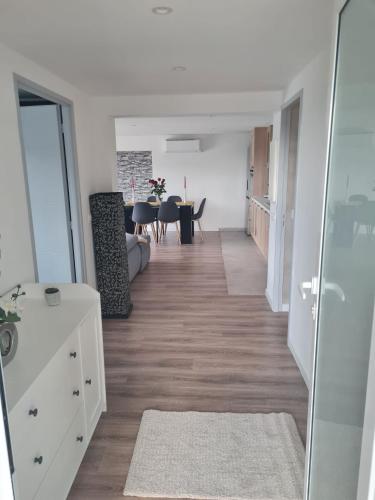 T3 Horizon, vue degagee calme, Juvignac in Fontcaude