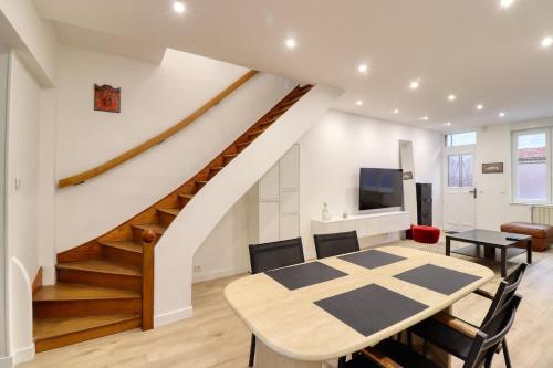 House in city center, 4P, Arras