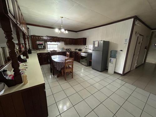 Don Santiago Guesthouse Downtown in Sanignasio