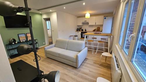 T3 Hyper centre, 2 chambres, Garage in Арас