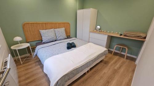T3 Hyper centre, 2 chambres, Garage in Арас