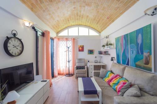 GuestReady - San Agustin Sunny Balcony