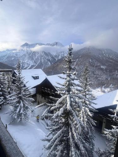 Sestriere-Grangesises Lodges, Appartamenti Moderni, vista montagna, vicino alle piste - Salza di Pinerolo