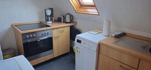 кухня, Ferienwohnung am Salzsee in Bad Windsheim