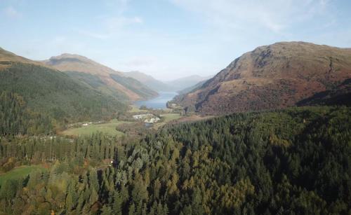 3 Bed House - Mountain Views Bbq Firepit in Kilmun