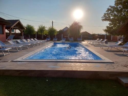 La Tavi casute tip camping in 穆里格凱奧爾