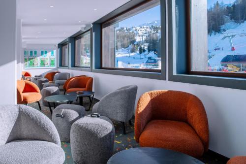 酒吧/Lounge Bar, PopAlp la Plagne - Hôtel et Restaurant (PopAlp la Plagne - Hotel et Restaurant) in 拉普拉涅