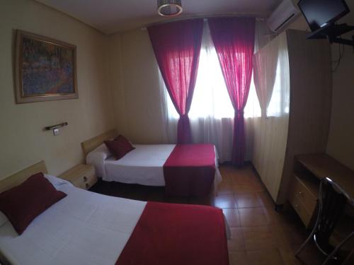 Hostal Suárez - image 13
